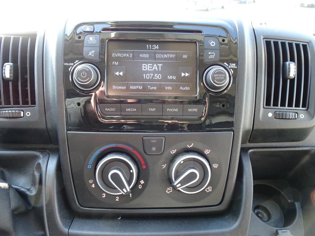 Škoda Octavia III, 2020 - pohled č. 6