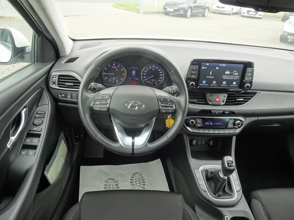 Hyundai i30, 2019 - pohled č. 6