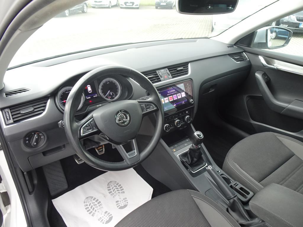 Škoda Octavia III, 2017 - pohled č. 5