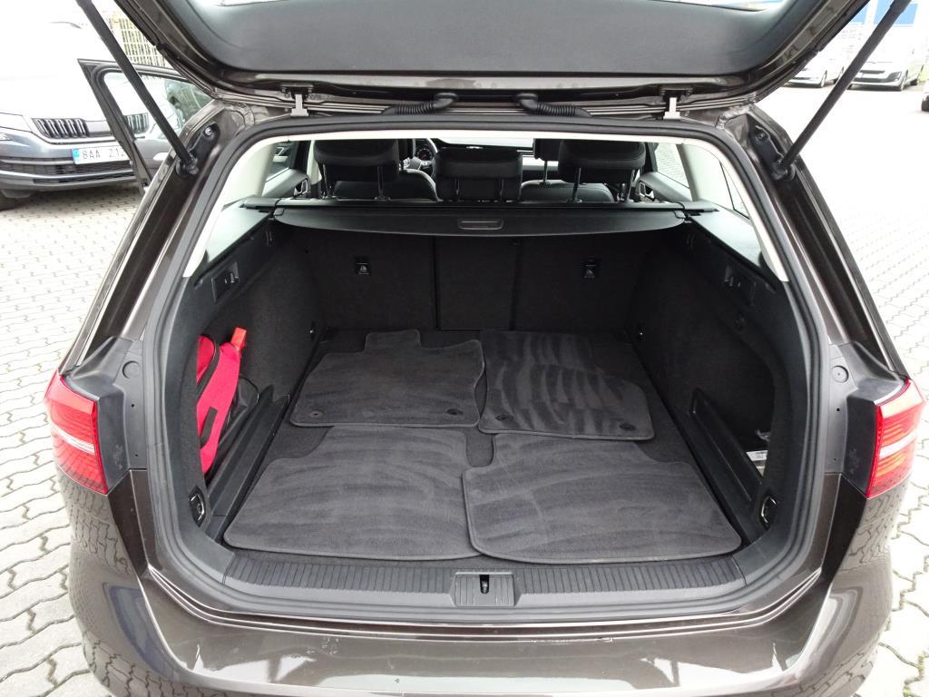 Volkswagen Passat, 2017 - pohled č. 14