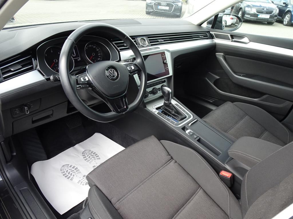 Volkswagen Passat, 2019 - pohled č. 5