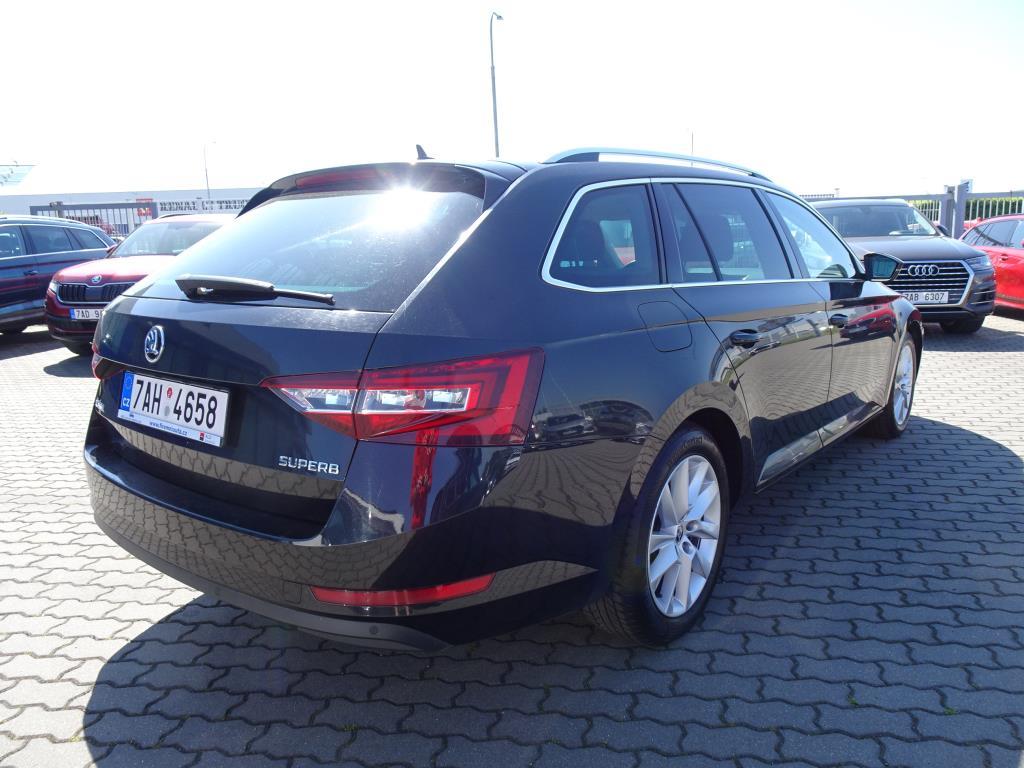 Škoda Superb III, 2018 - pohled č. 4