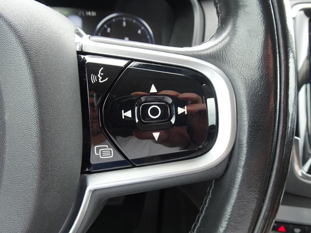 Volvo XC90, 2018 - pohled č. 10