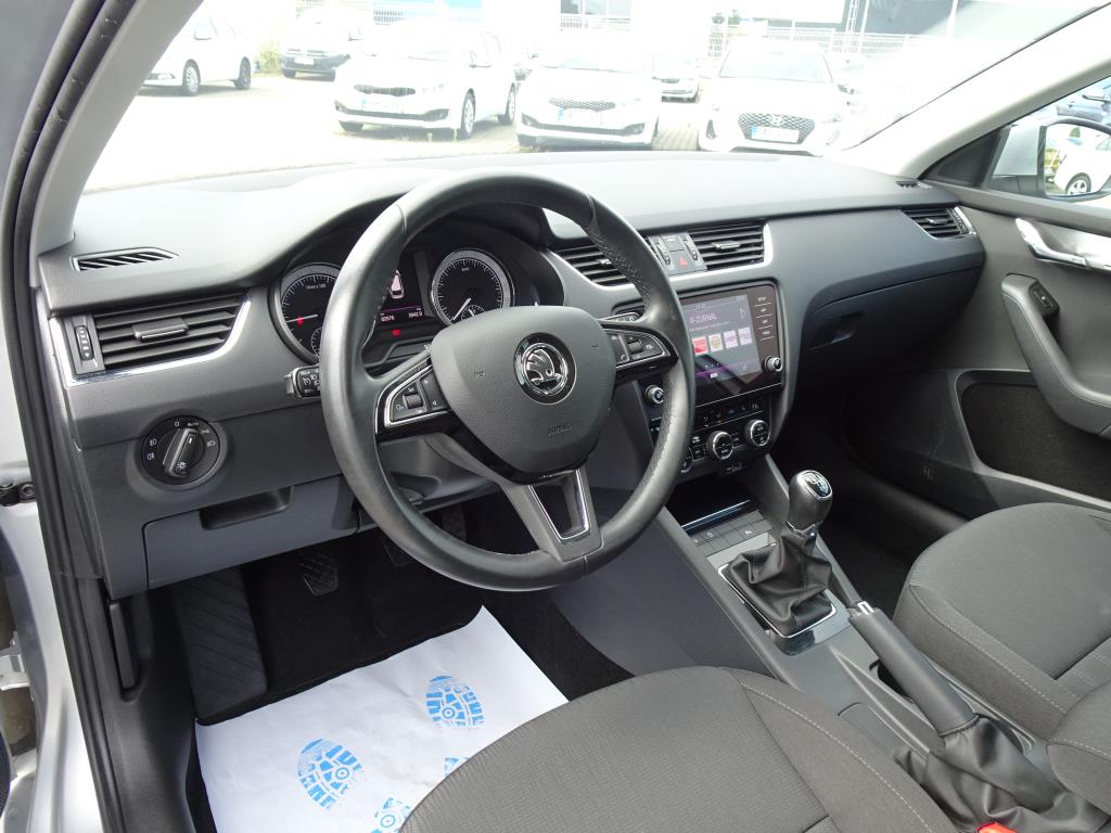 Škoda Octavia III, 2018 - pohled č. 5