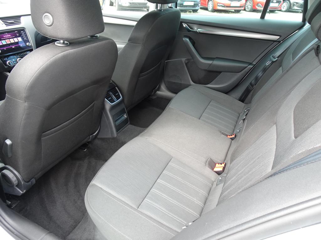 Škoda Octavia III, 2018 - pohled č. 7