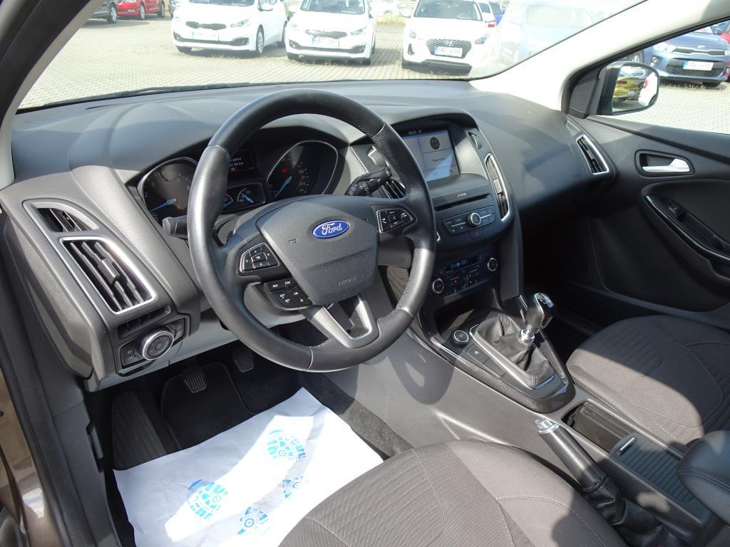 Ford Focus, 2018 - pohled č. 5