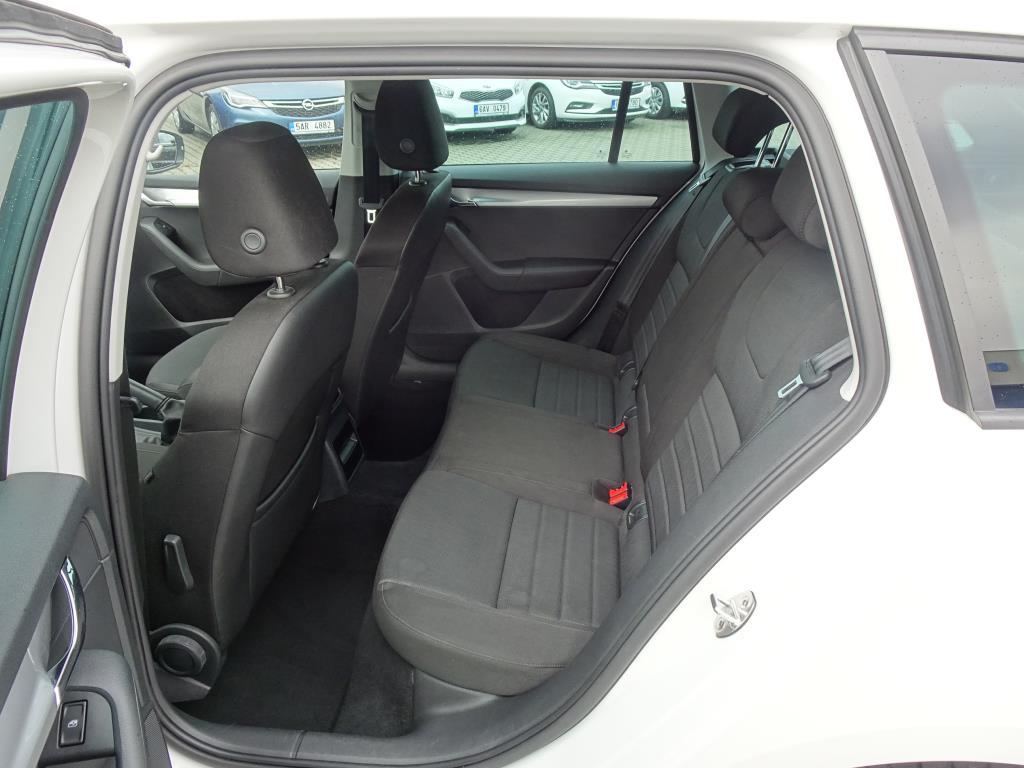 Opel Astra, 2018 - pohled č. 7