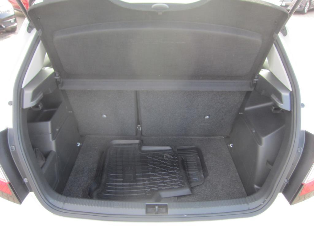 Škoda Fabia III, 2016 - pohled č. 12