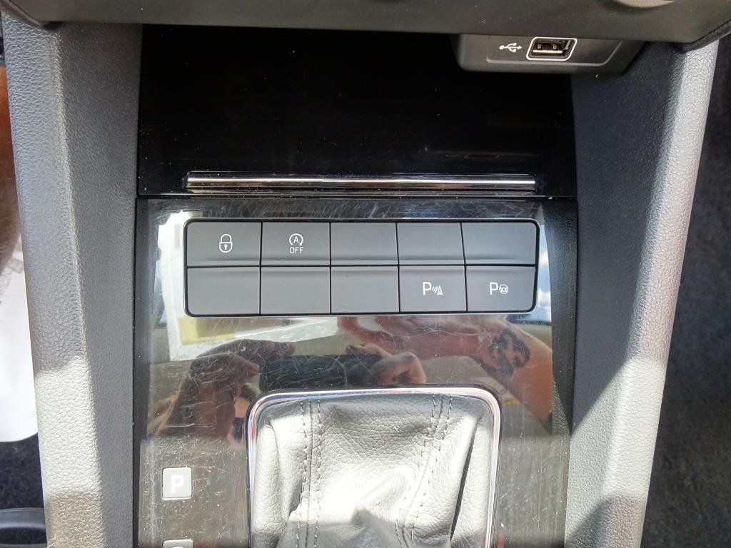 Škoda Octavia III, 2019 - pohled č. 12