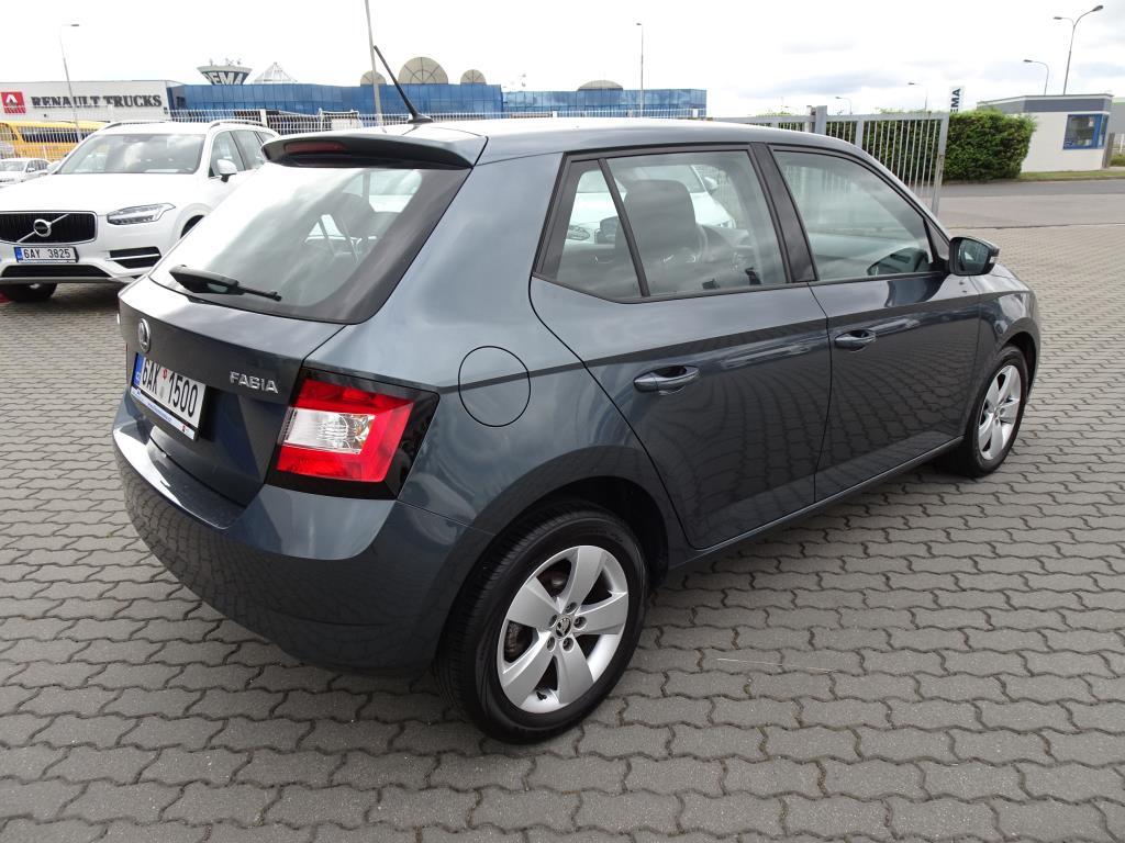 Ford Kuga, 2022 - pohled č. 4