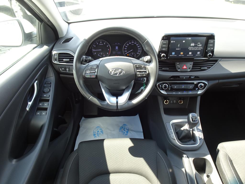 Hyundai i30, 2020 - pohled č. 6