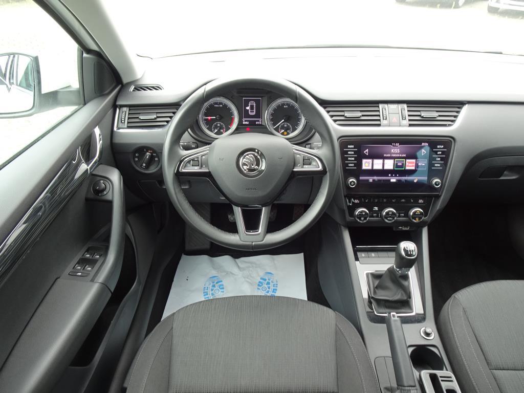 Škoda Octavia III, 2018 - pohled č. 6