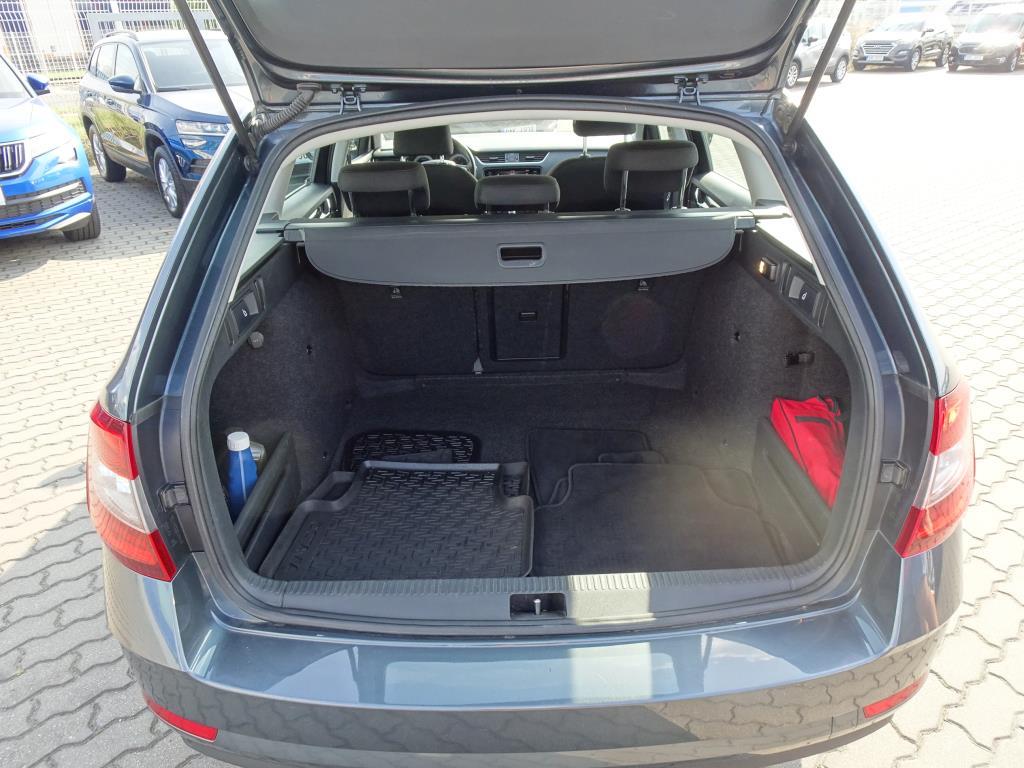 Škoda Octavia III, 2018 - pohled č. 13
