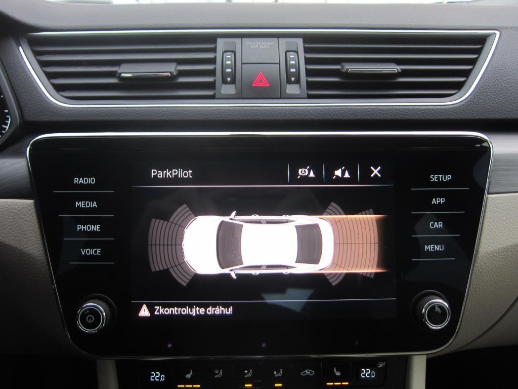 Škoda Superb III, 2017 - pohled č. 16