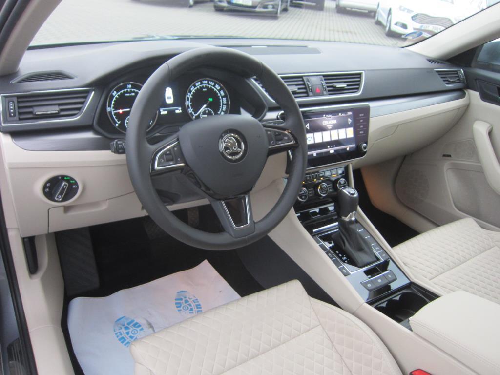 Škoda Superb III, 2017 - pohled č. 5
