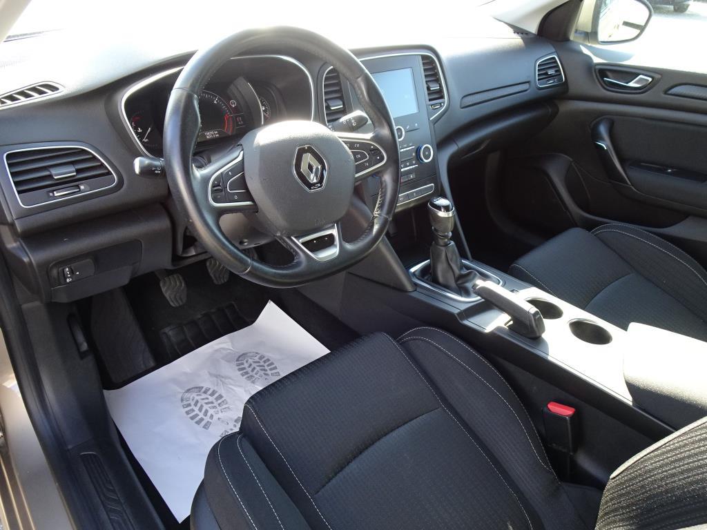 Renault Mégane, 2017 - pohled č. 5