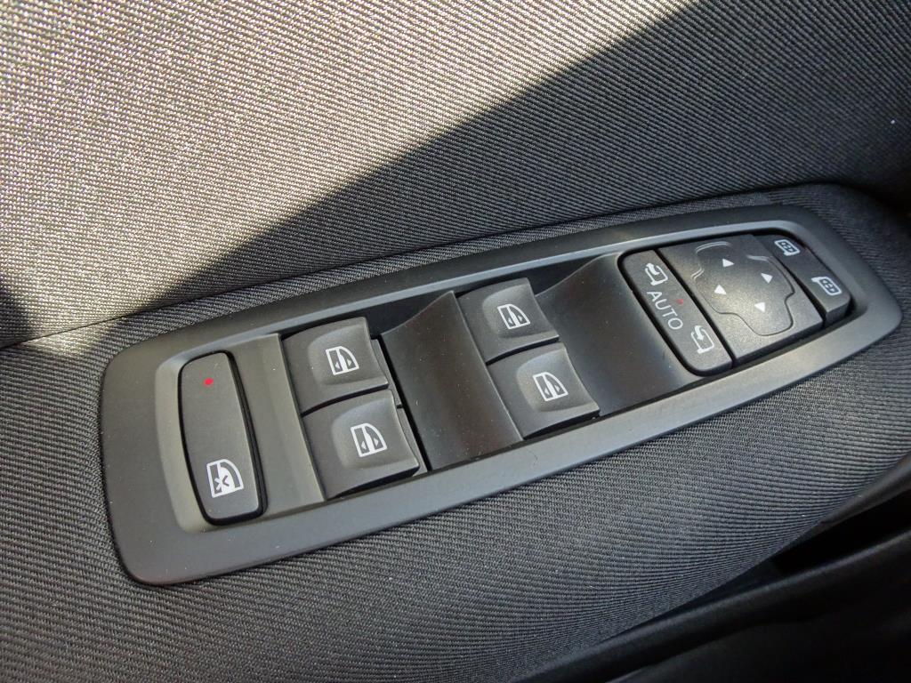 Renault Mégane, 2017 - pohled č. 9