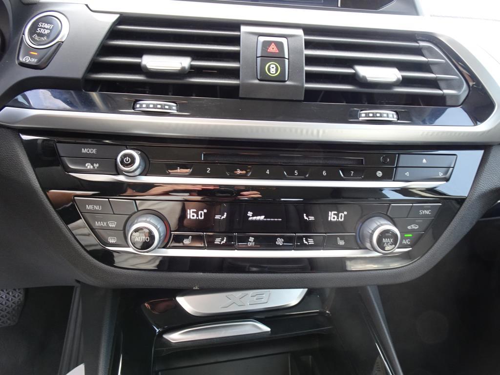 BMW X3, 2018 - pohled č. 6