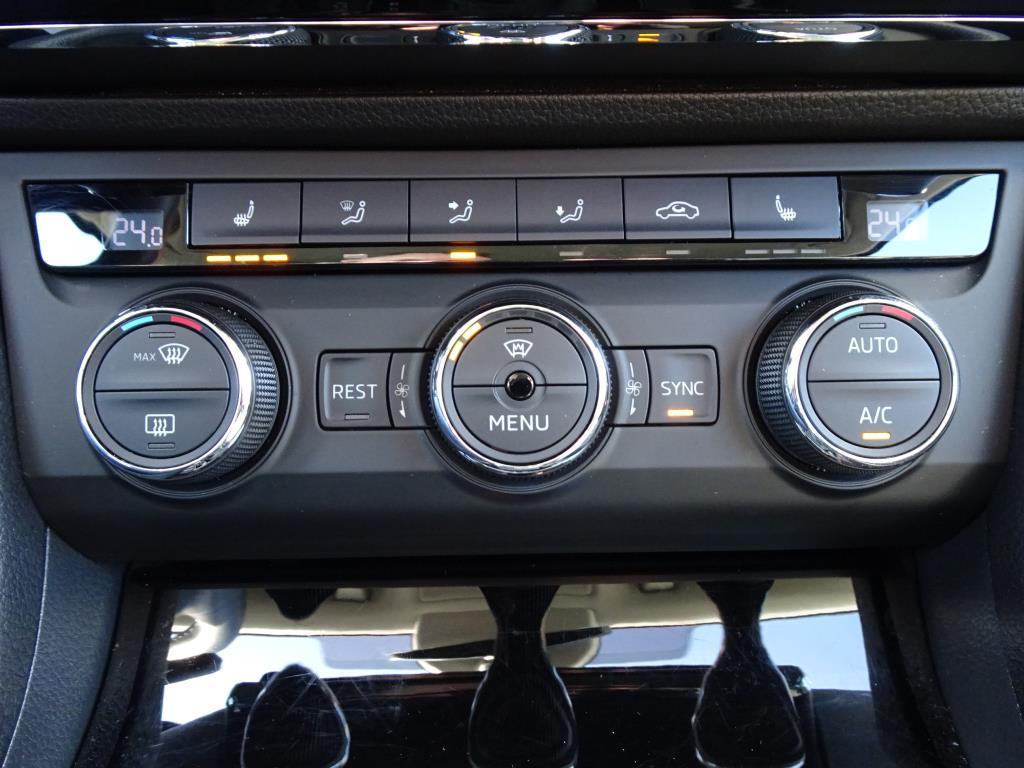 Škoda Superb III, 2017 - pohled č. 10