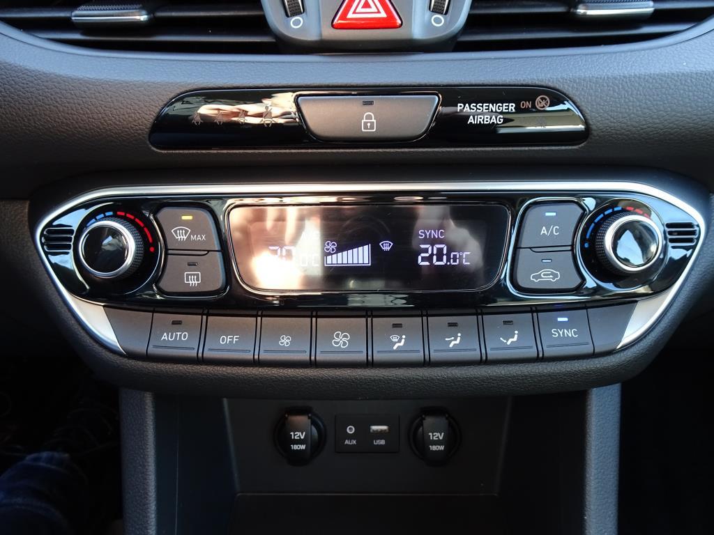 Hyundai i30, 2019 - pohled č. 8