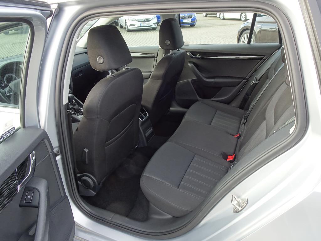 Škoda Octavia III, 2018 - pohled č. 14