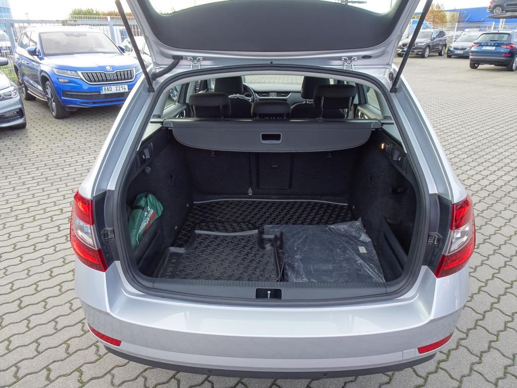 Škoda Octavia III, 2018 - pohled č. 15